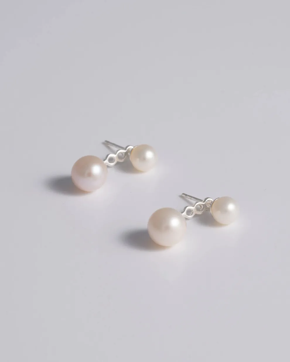 Mademoiselle Jules - Mini Pearl Stud & Ear Jacket