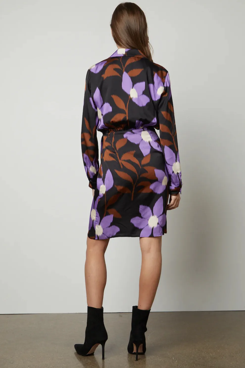 Velvet - Printed satin L/S dress