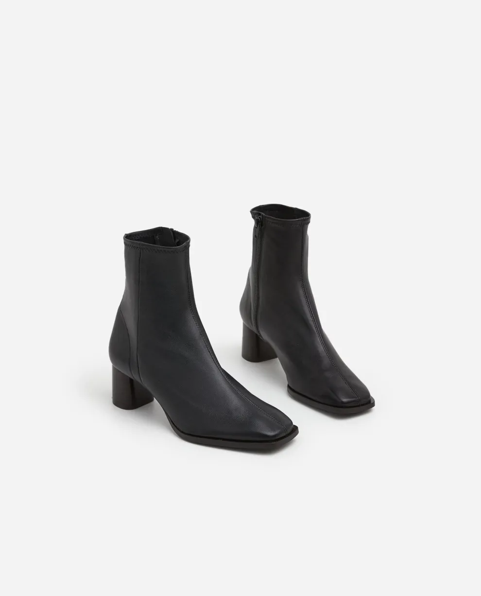 Flattered - Bottes Margret