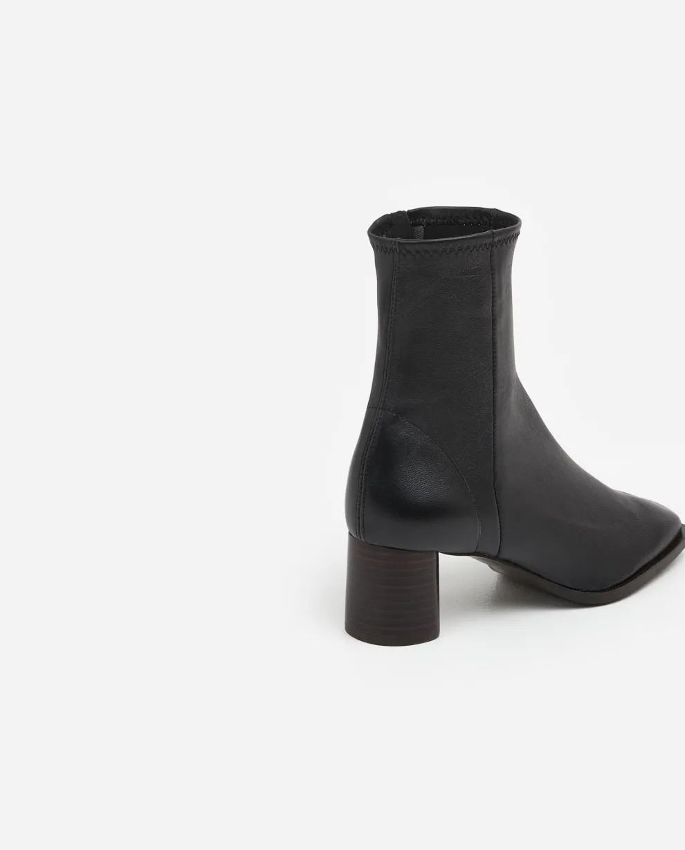 Flattered - Bottes Margret